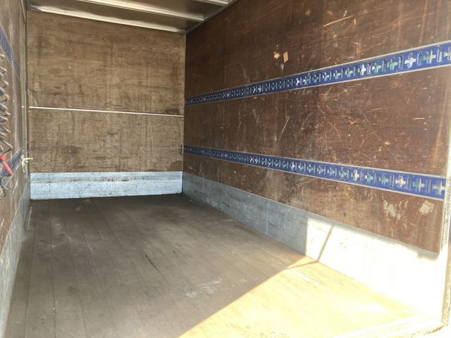 Isuzu ELF TRUCK 2003-09 189946-8