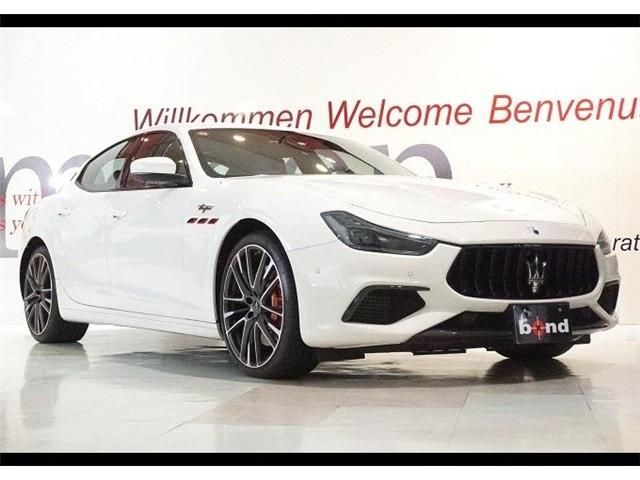 Maserati GHIBLI 2022-05 192903-0