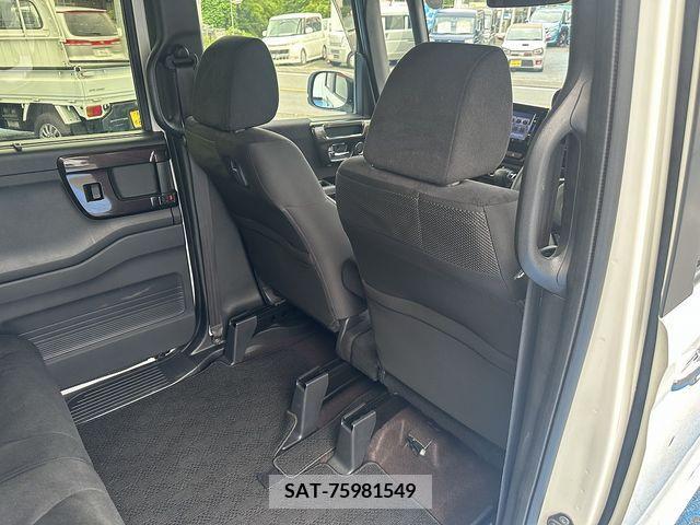 Honda N BOX CUSTOM 2018-02 328501-10