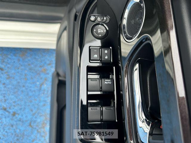 Honda N BOX CUSTOM 2018-02 328501-13