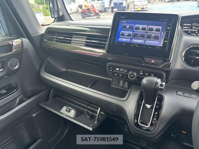 Honda N BOX CUSTOM 2018-02 328501-24