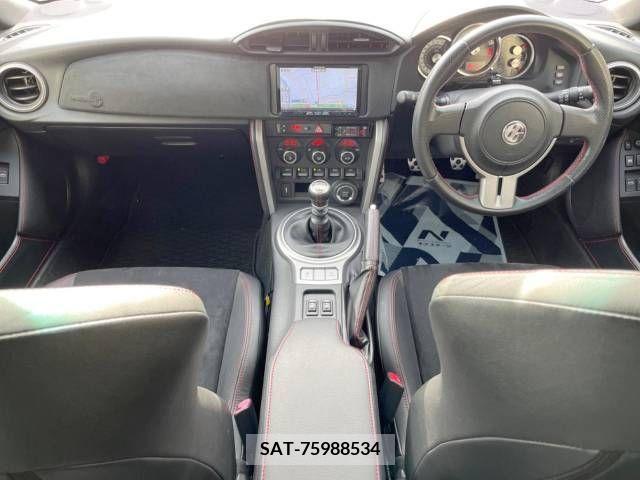 Toyota 86 2012-10 258674-1