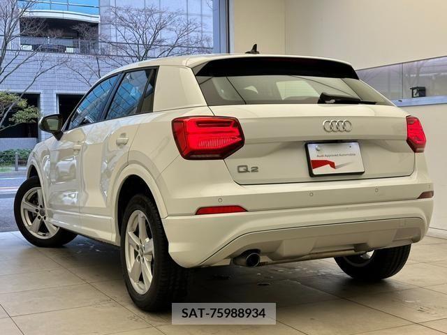 Audi Q2 2019-12 242727-5