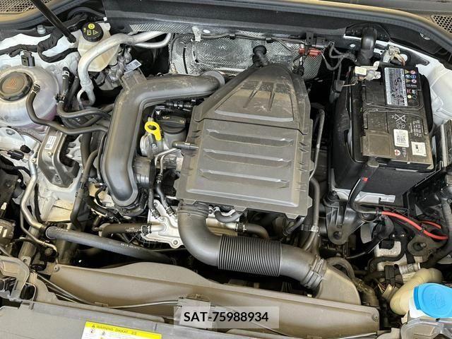 Audi Q2 2019-12 242727-17