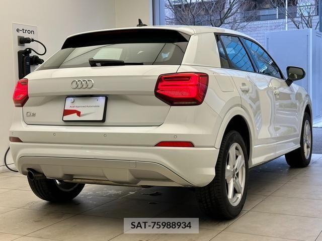 Audi Q2 2019-12 242727-1