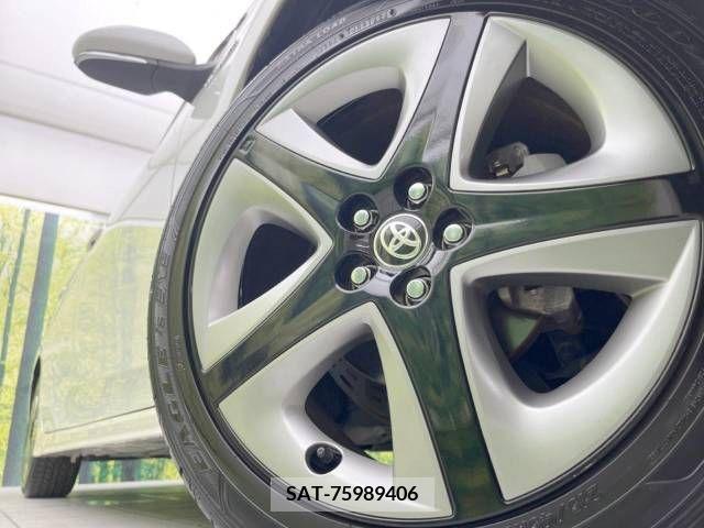 Toyota PRIUS 2020-01 366583-13