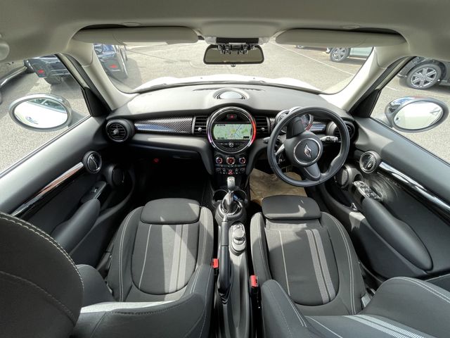 Bmw MINI 2016-03 24755-1