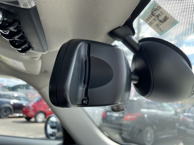 Bmw MINI 2016-03 24755-26
