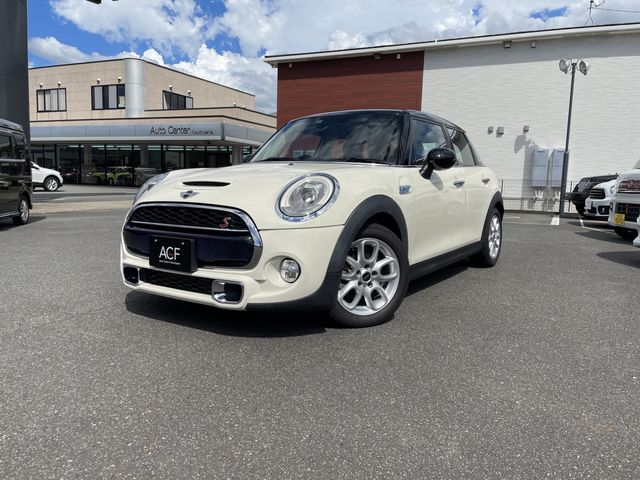 Bmw MINI 2016-03 24755-0