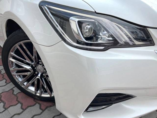 Toyota CROWN SEDAN 2016-03 195782-12