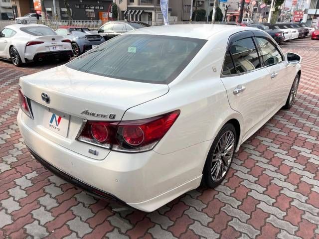 Toyota CROWN SEDAN 2016-03 195782-17