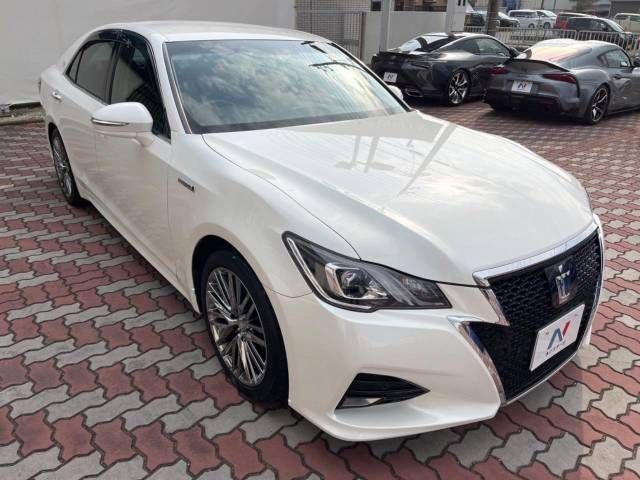 Toyota CROWN SEDAN 2016-03 195782-16