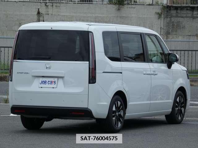 Honda STEP WGN 2024-01 336078-3