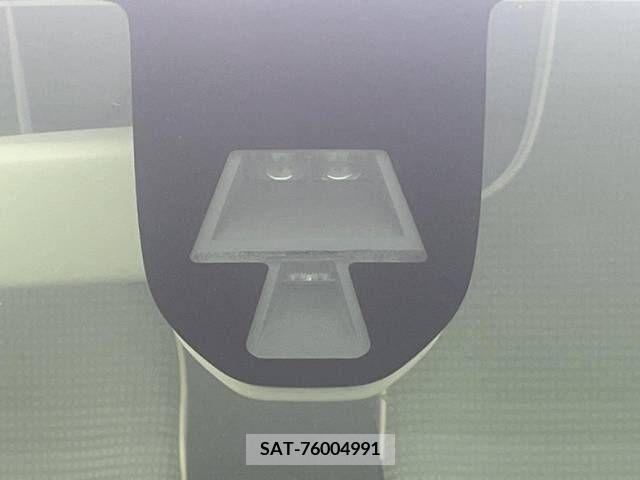 Mazda CAROL 2015-02 305282-2