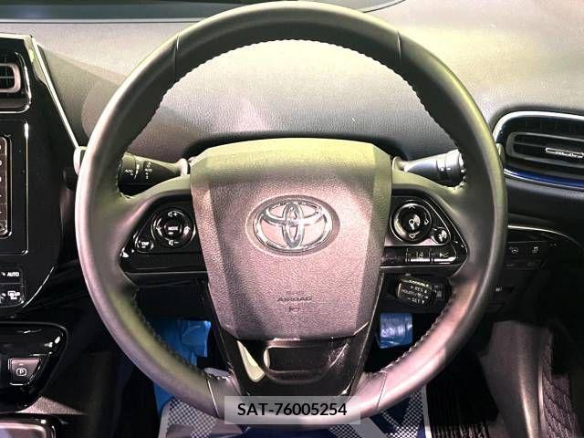Toyota PRIUS 2020-03 322466-11