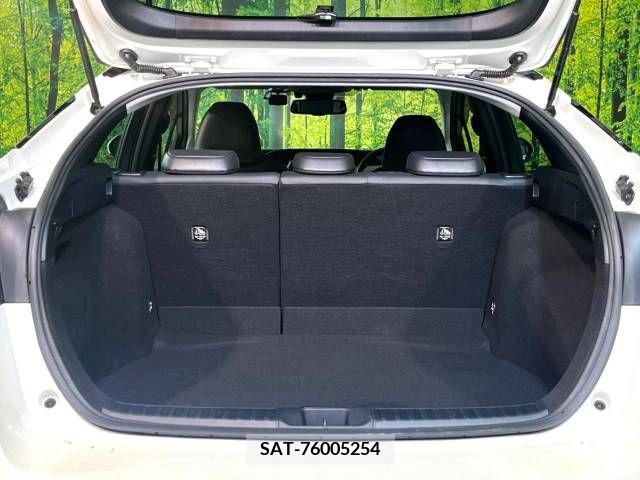 Toyota PRIUS 2020-03 322466-10