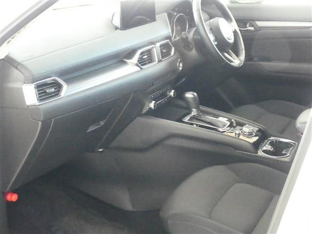 Mazda CX-5 2021-02 17593-14