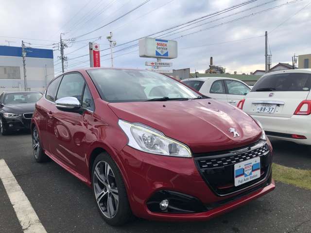 Peugeot 208 2019-02 184728-7