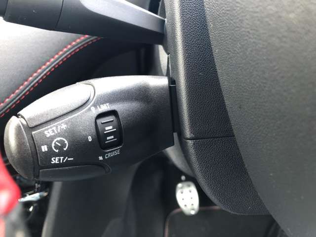 Peugeot 208 2019-02 184728-17