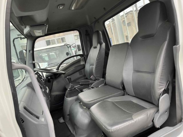 Isuzu FORWARD 2011-08 182922-19