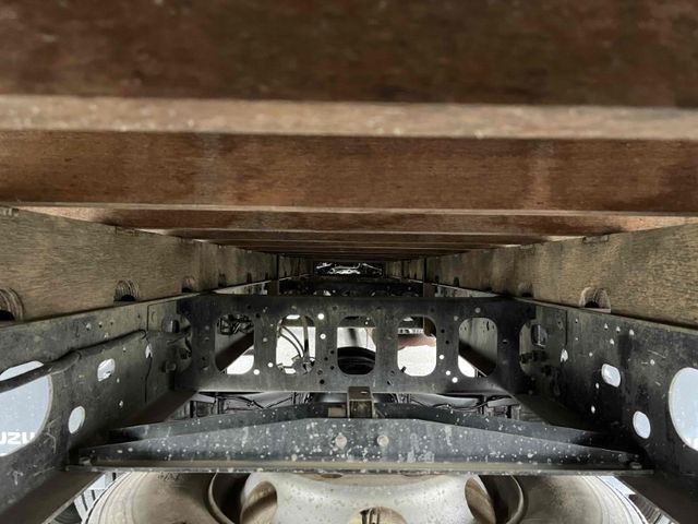 Isuzu FORWARD 2011-08 182922-12
