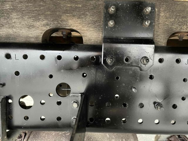 Isuzu FORWARD 2011-08 182922-24