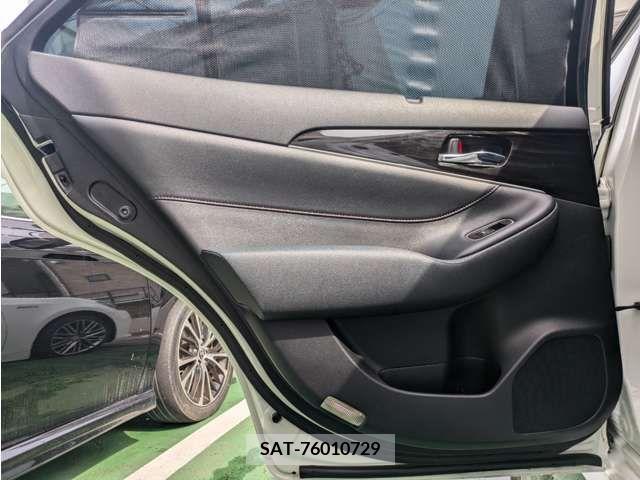 Toyota CROWN SEDAN 2016-02 300218-9