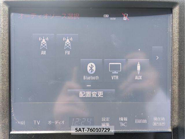 Toyota CROWN SEDAN 2016-02 300218-23