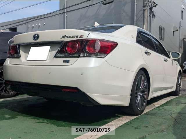 Toyota CROWN SEDAN 2016-02 300218-2