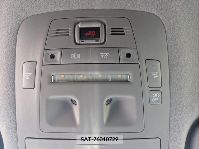 Toyota CROWN SEDAN 2016-02 300218-28