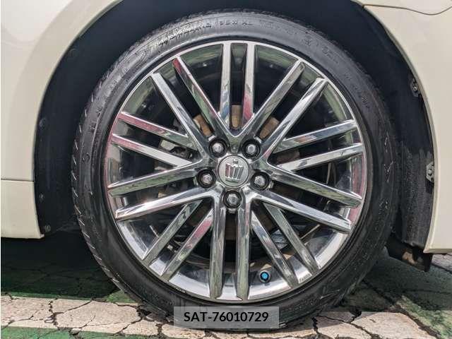 Toyota CROWN SEDAN 2016-02 300218-6