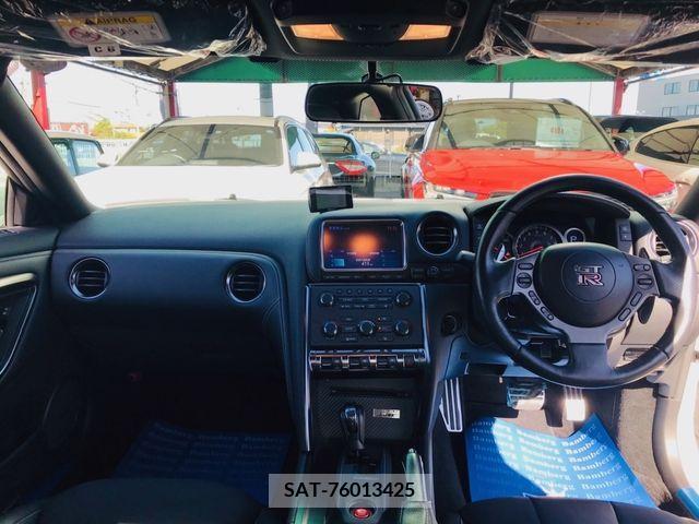 Nissan GT-R 2016-09 272074-7