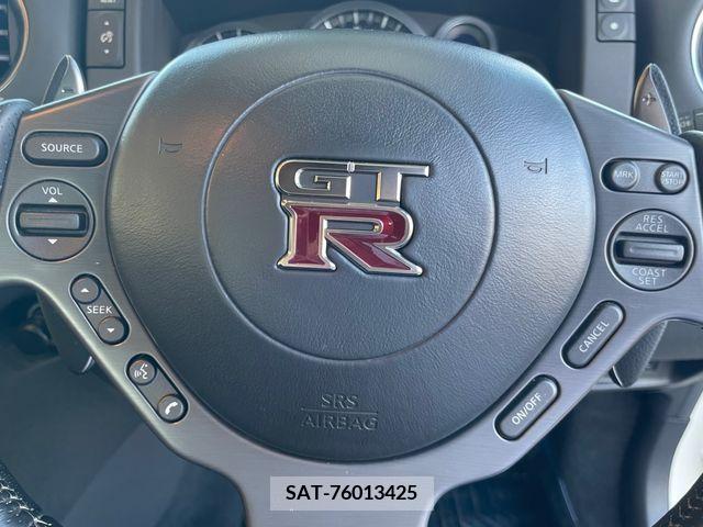 Nissan GT-R 2016-09 272074-9