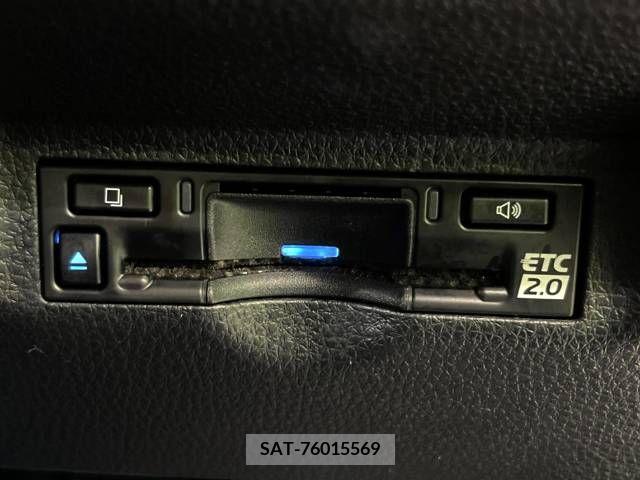 Toyota SIENTA 2023-02 368283-8