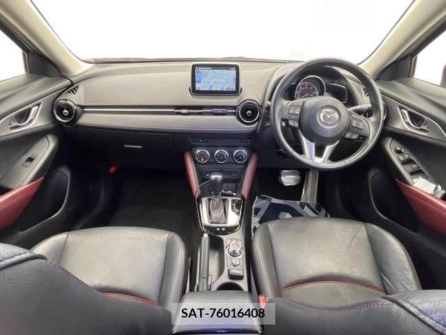 Mazda CX-3 2016-02 358467-1