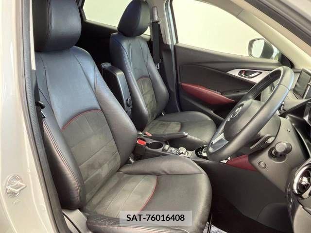 Mazda CX-3 2016-02 358467-8