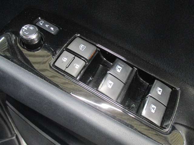 Toyota ALPHARD 2017-09 24590-15