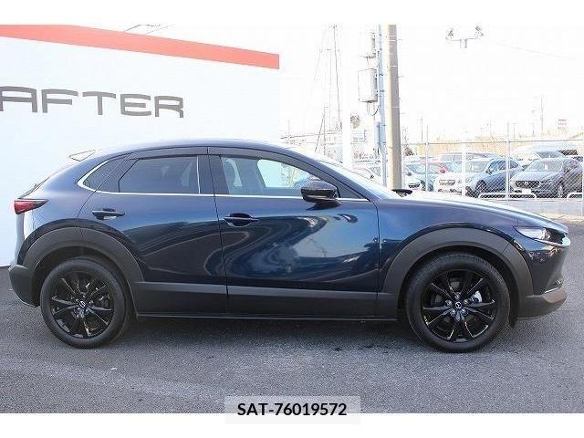 Mazda CX-30 2022-02 211829-6