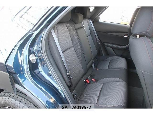 Mazda CX-30 2022-02 211829-13