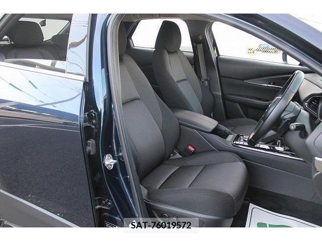Mazda CX-30 2022-02 211829-12