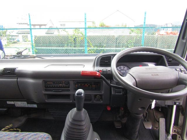 Nissan ATLAS 2004-05 9984-15