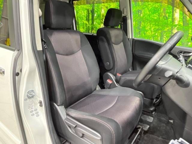 Nissan SERENA 2011-02 193833-10