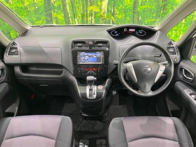 Nissan SERENA 2011-02 193833-1