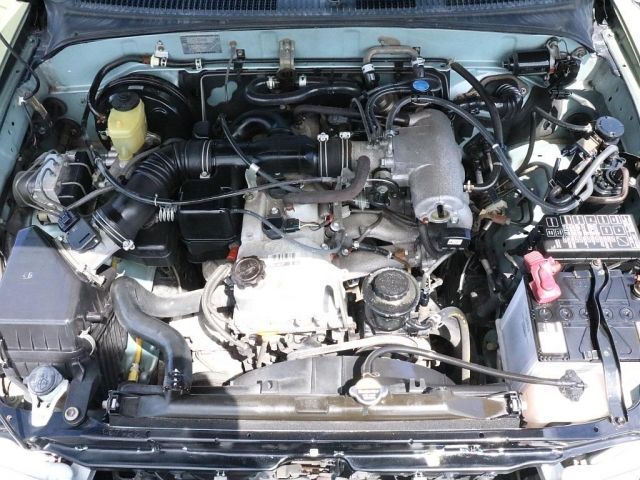 Toyota HILUX SURF 2002-01 8873-9