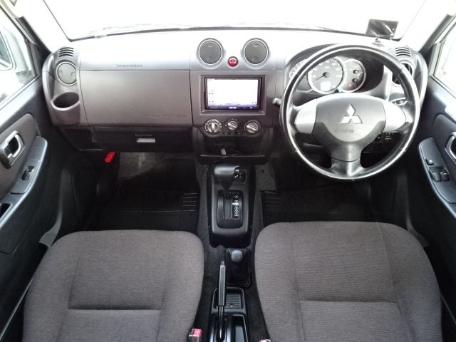 Mitsubishi PAJERO MINI 2009-02 190358-8
