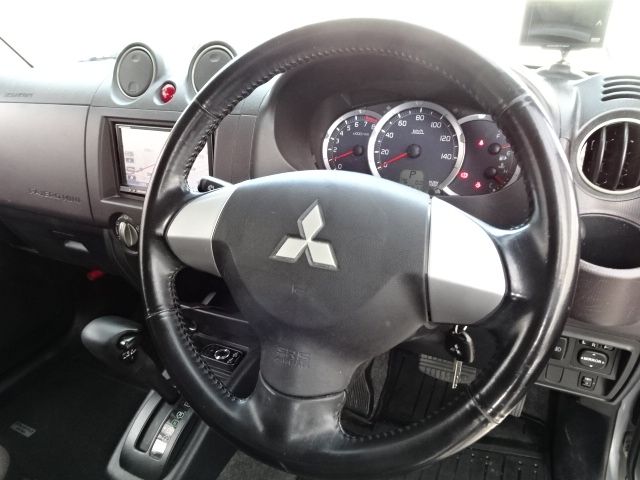 Mitsubishi PAJERO MINI 2009-02 190358-9