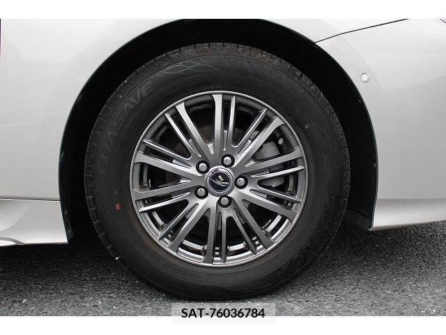 Toyota PRIUS 2016-04 322532-12