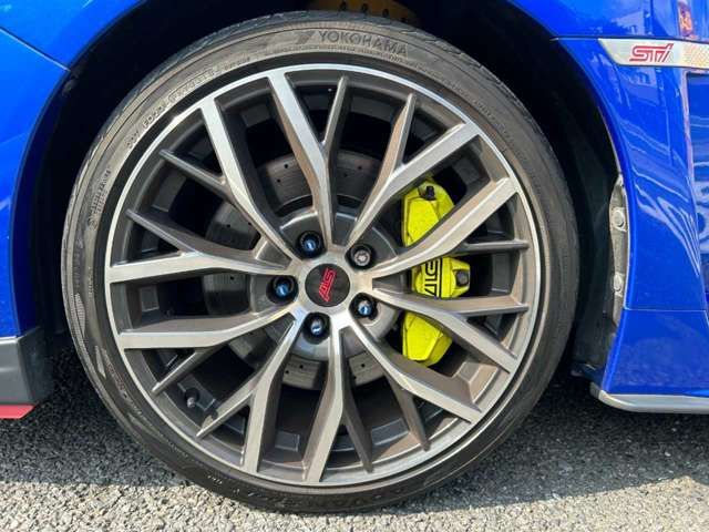 Subaru WRX STI 2018-09 10398-16