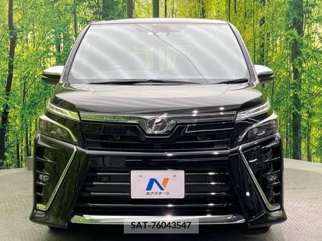 Toyota VOXY 2020-01 321676-15