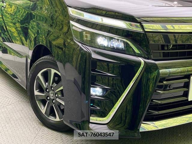 Toyota VOXY 2020-01 321676-13